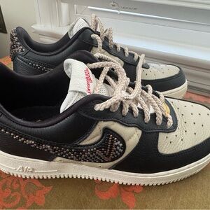 Nike Black and Cream Women's Sneakers